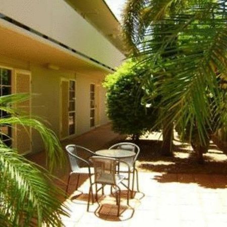 Alice Springs Airport Motel Exterior photo